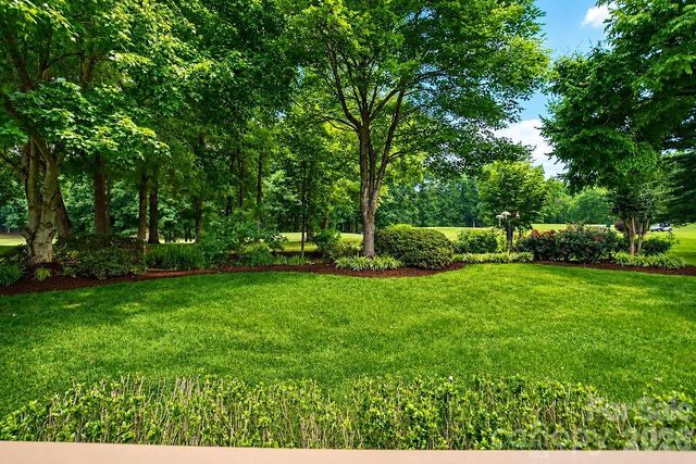 8716 Devonshire Drive, Huntersville, NC 28078