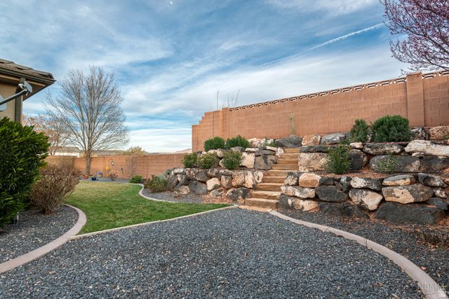 4347 W BOWLER ST, Hurricane, UT 84737