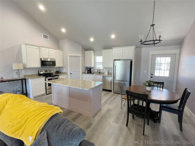 410 Brody's Way, Durant, OK 74701