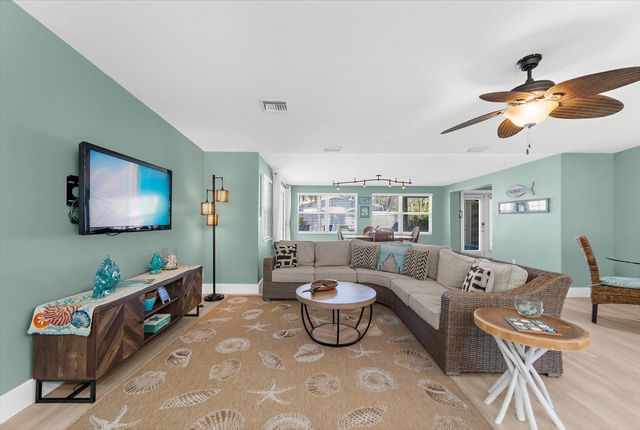 310 66TH STREET, Holmes Beach, FL 34217