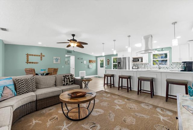 310 66TH STREET, Holmes Beach, FL 34217