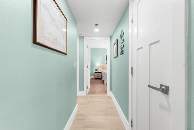 310 66TH STREET, Holmes Beach, FL 34217