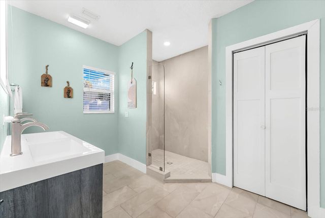 310 66TH STREET, Holmes Beach, FL 34217