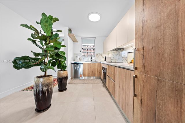 3703 NE 166th Street 406, North Miami Beach, FL 33160