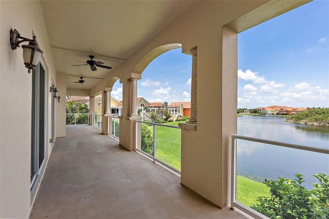 43 BAYVIEW COURT S #A, St Petersburg, FL 33711