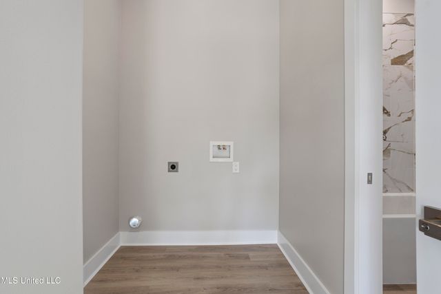 135 Cedar Street, Biloxi, MS 39530