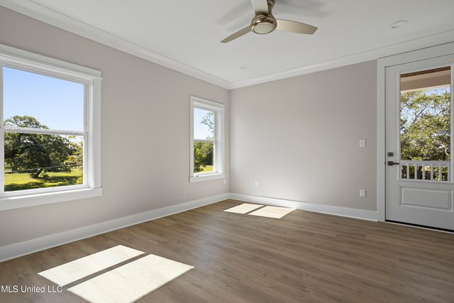 135 Cedar Street, Biloxi, MS 39530