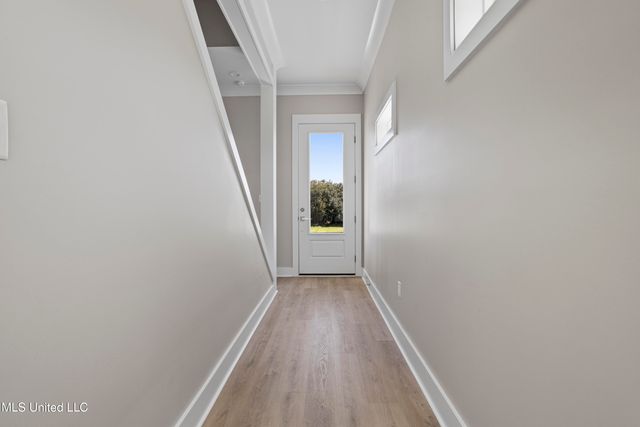 135 Cedar Street, Biloxi, MS 39530