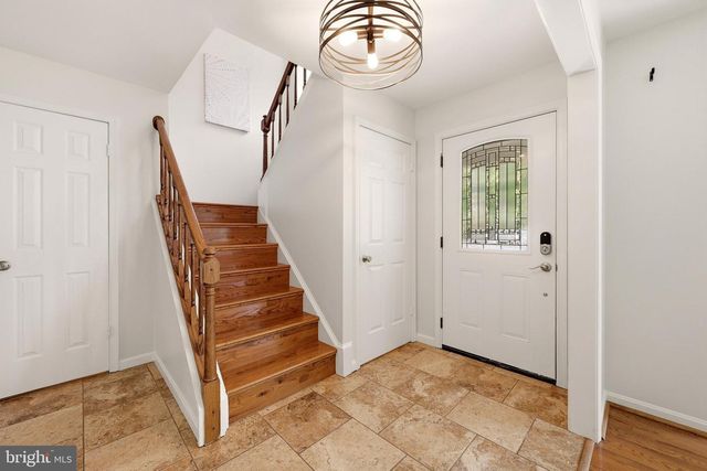 3302 GENTLE CT, Alexandria, VA 22310
