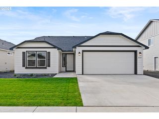 5184 Cedar View, Springfield, OR 97478
