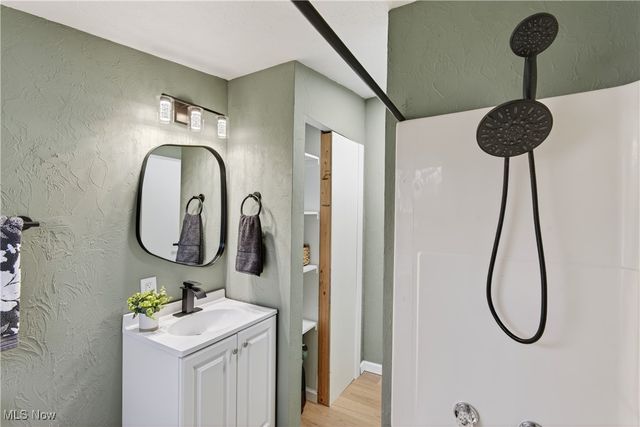 605 W Shore Boulevard, Sheffield Lake, OH 44054