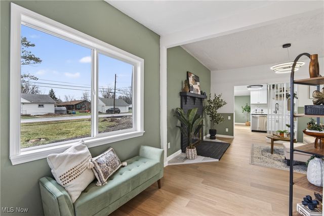 605 W Shore Boulevard, Sheffield Lake, OH 44054