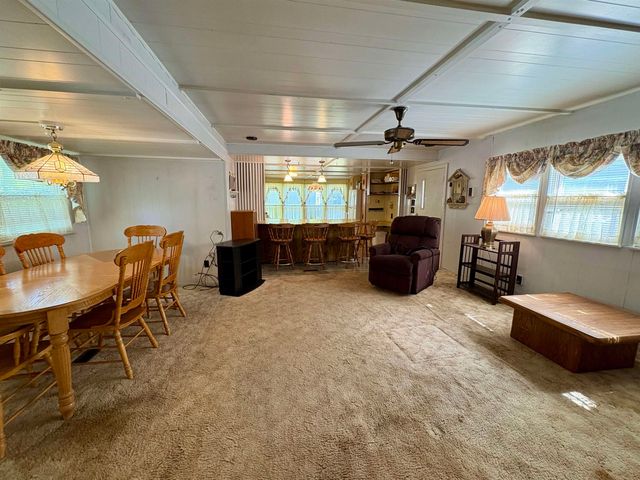 29 Brown Avenue, Seabrook, NH 03874