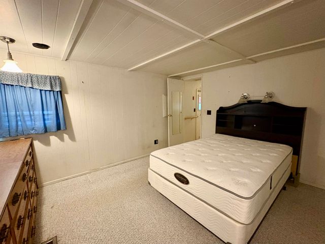 29 Brown Avenue, Seabrook, NH 03874
