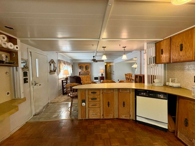 29 Brown Avenue, Seabrook, NH 03874