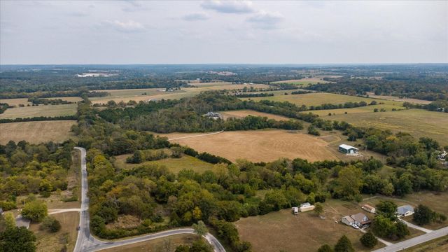 2470 E 565th Road, Fair Grove, MO 65648
