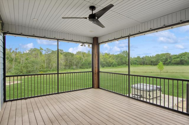 2470 E 565th Road, Fair Grove, MO 65648