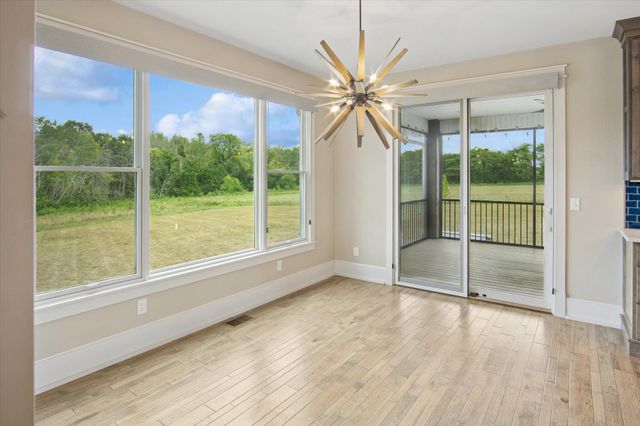 2470 E 565th Road, Fair Grove, MO 65648