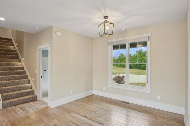 2470 E 565th Road, Fair Grove, MO 65648