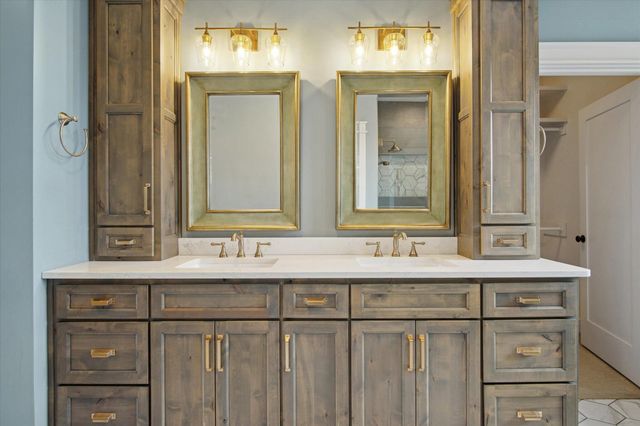 2470 E 565th Road, Fair Grove, MO 65648