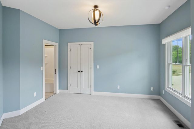 2470 E 565th Road, Fair Grove, MO 65648