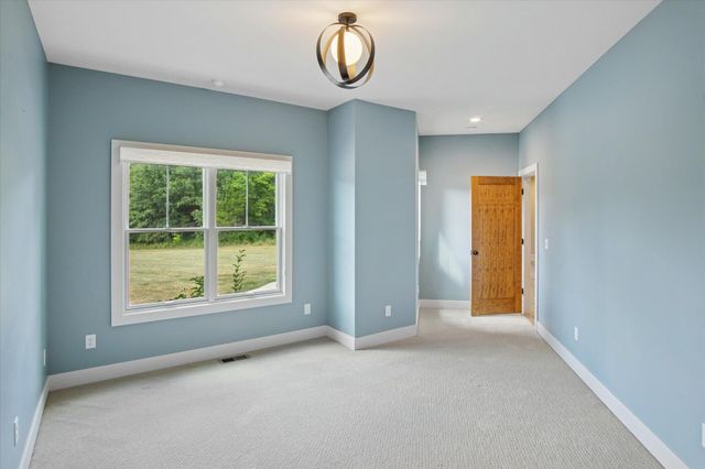 2470 E 565th Road, Fair Grove, MO 65648