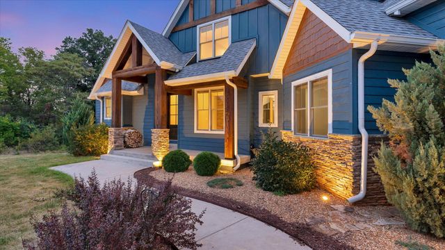 2470 E 565th Road, Fair Grove, MO 65648