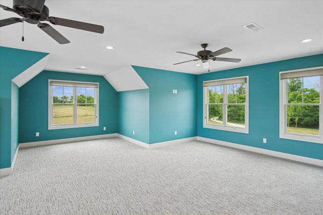 2470 E 565th Road, Fair Grove, MO 65648