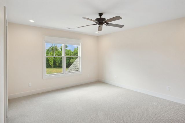 2470 E 565th Road, Fair Grove, MO 65648