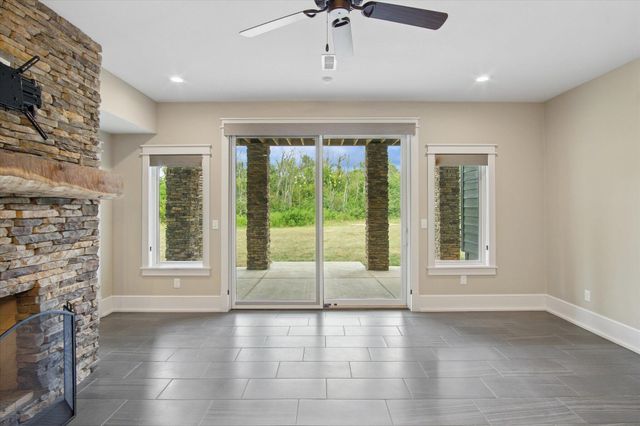 2470 E 565th Road, Fair Grove, MO 65648