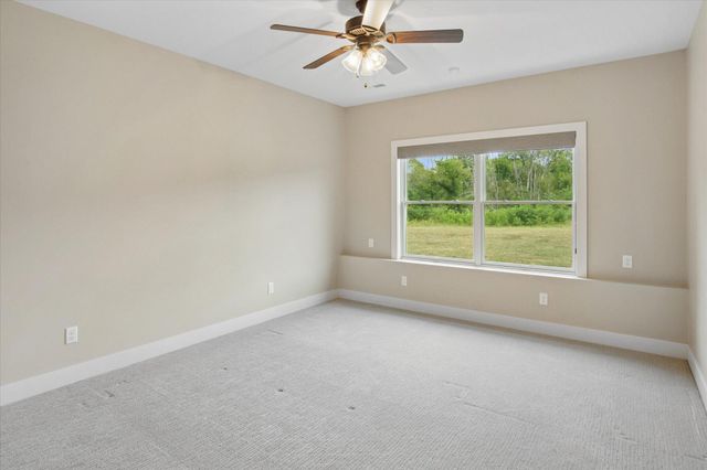 2470 E 565th Road, Fair Grove, MO 65648