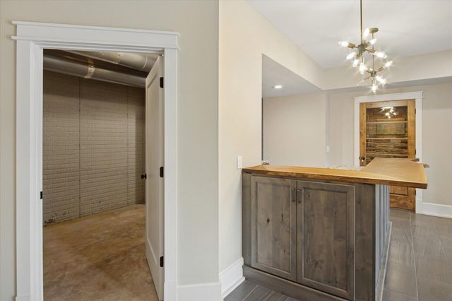 2470 E 565th Road, Fair Grove, MO 65648