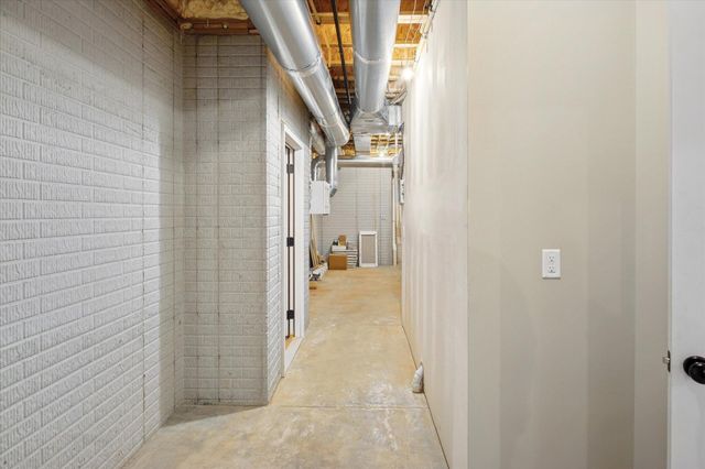 2470 E 565th Road, Fair Grove, MO 65648