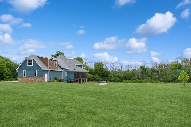 2470 E 565th Road, Fair Grove, MO 65648
