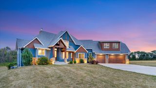 2470 E 565th Road, Fair Grove, MO 65648