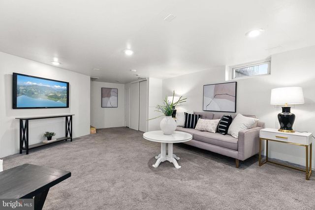 1860 LOCH SHIEL RD, Towson, MD 21286