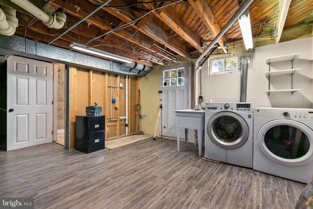 1860 LOCH SHIEL RD, Towson, MD 21286