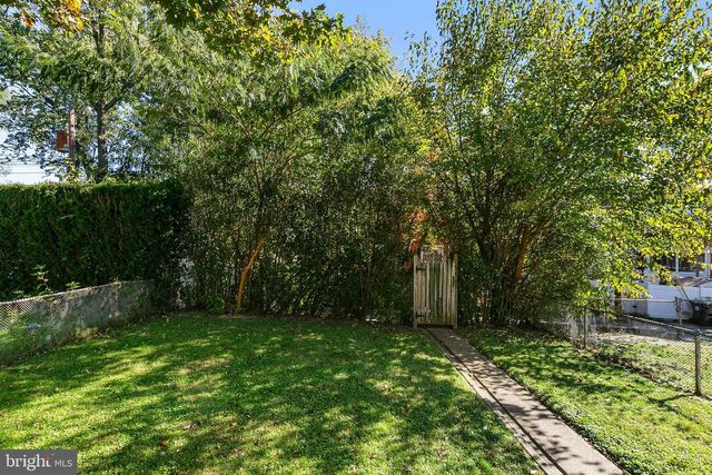 1860 LOCH SHIEL RD, Towson, MD 21286