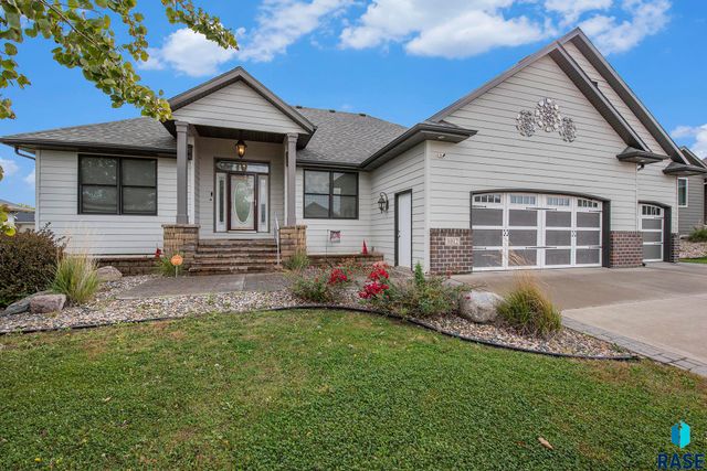 1012 N Caleb Ave Avenue, Sioux Falls, SD 57103