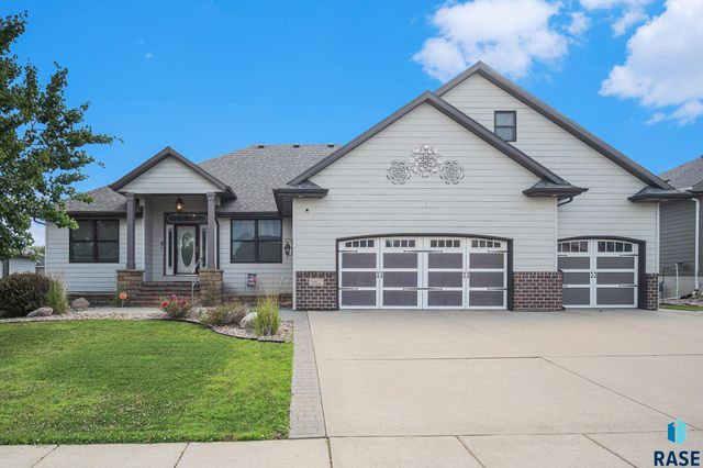 1012 N Caleb Ave Avenue, Sioux Falls, SD 57103