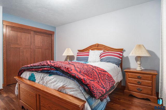 1012 N Caleb Ave Avenue, Sioux Falls, SD 57103