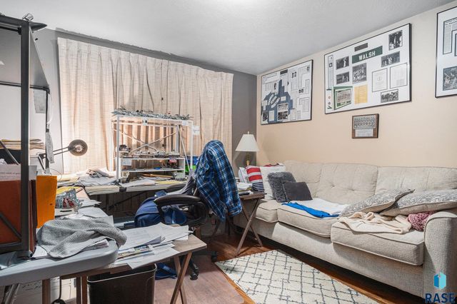 1012 N Caleb Ave Avenue, Sioux Falls, SD 57103