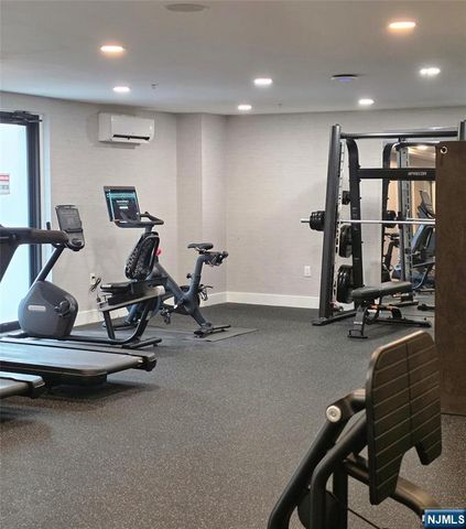 20 Ave At Port Imperial 236, West New York, NJ 07093