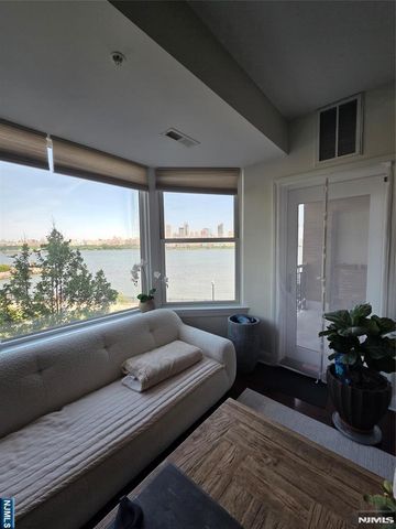 20 Ave At Port Imperial 236, West New York, NJ 07093