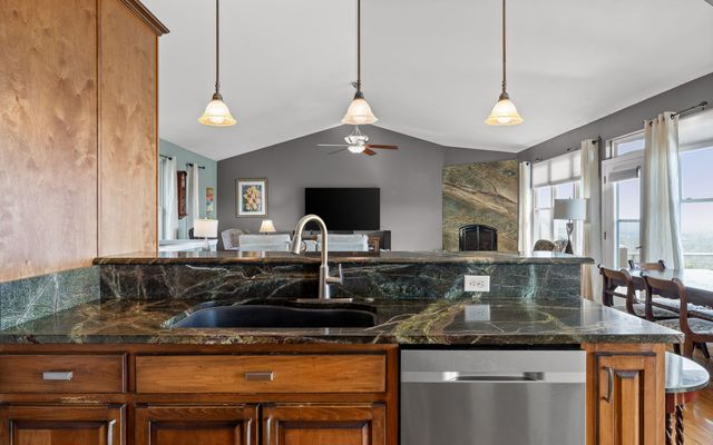 9028 Terrace Falls Drive, Soddy Daisy, TN 37379