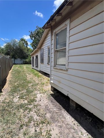 3577 S Naylor Cir, Corpus Christi, TX 78408