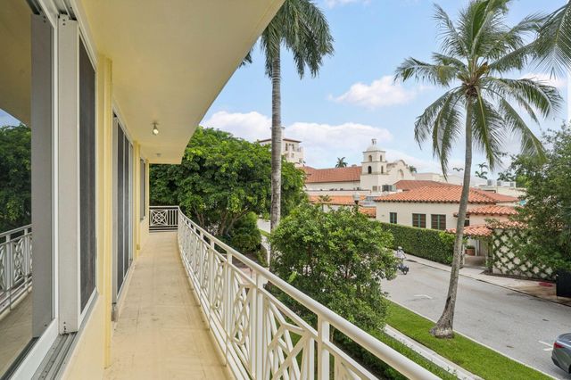 425 WORTH Avenue 2F, Palm Beach, FL 33480