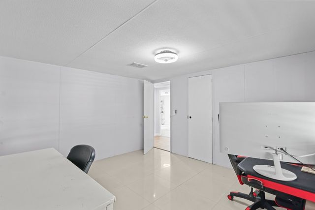 1820 Perry Lane Road, Brunswick, GA 31525