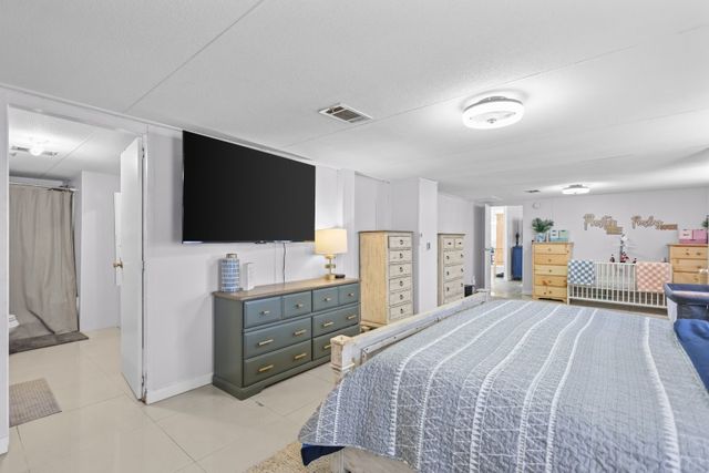 1820 Perry Lane Road, Brunswick, GA 31525