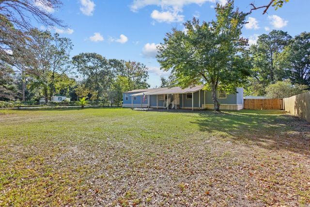 1820 Perry Lane Road, Brunswick, GA 31525